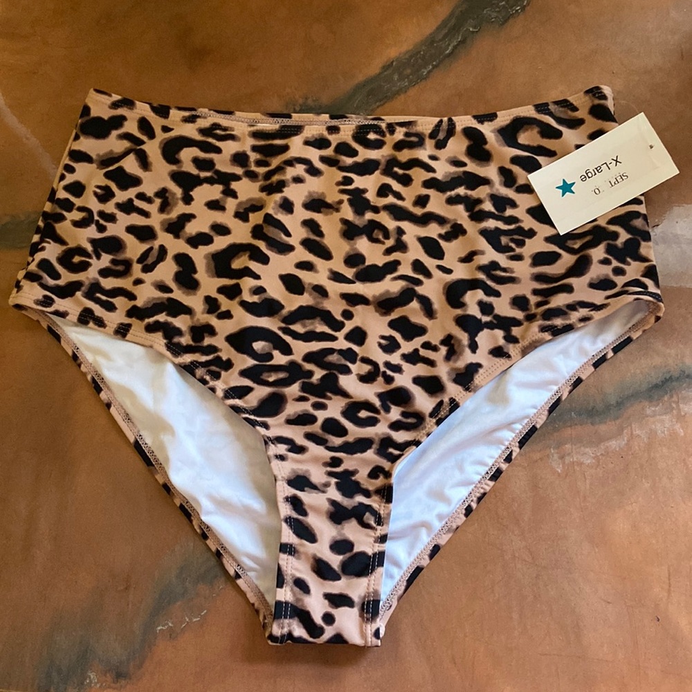 High waisted bikini bottom NWT